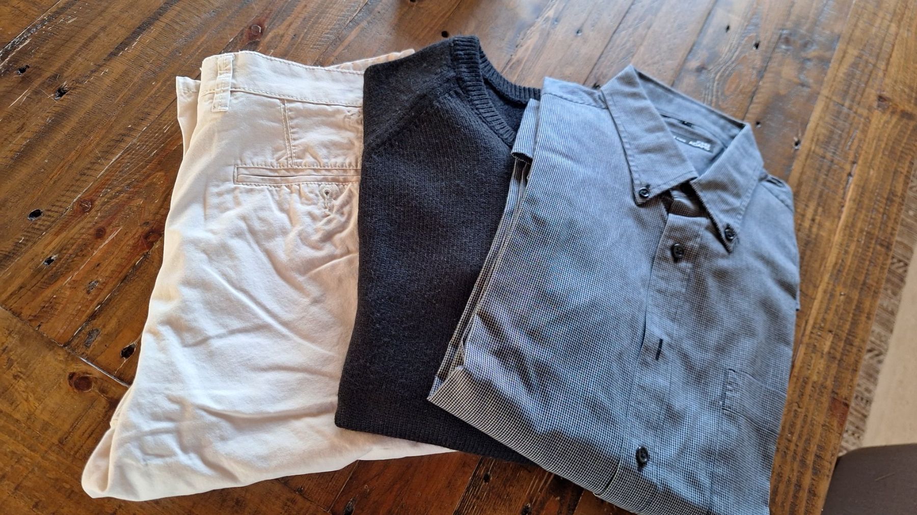 Lotti di vestiti: Herren Set: Hose & Strickpullover - Grösse 38/32.Pulli L – Usato da werdenberg venduto da Nsmilles