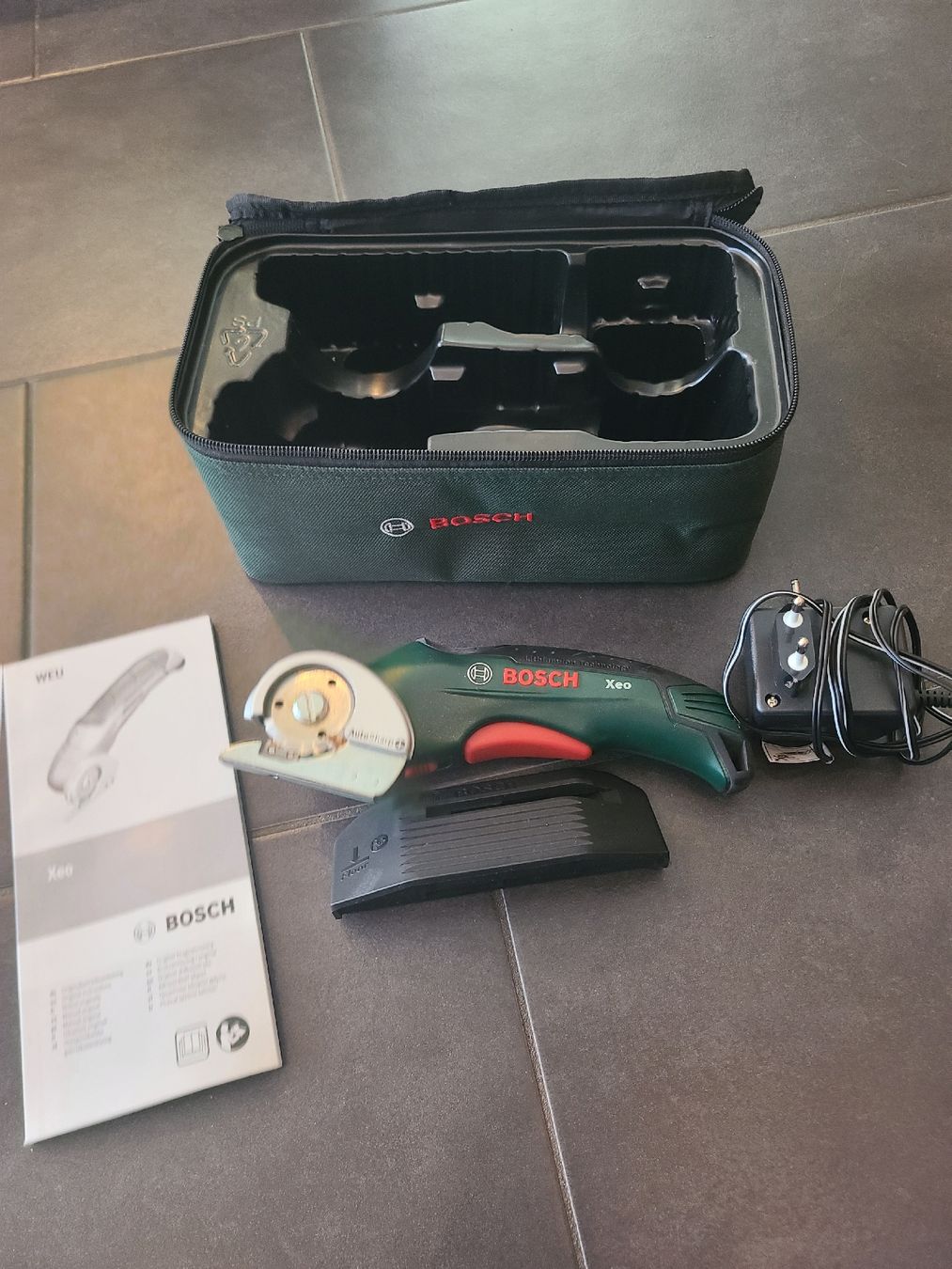 Bosch Tutti gli attrezzi: Bosch Akku-Universalschneider Xeo – Usato da Flüh venduto da pauletta1985 1