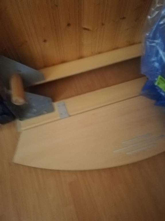 Reti a doghe: Sommier avec cadre de lit – Usato da La Sagne VD venduto da bri_d6b5