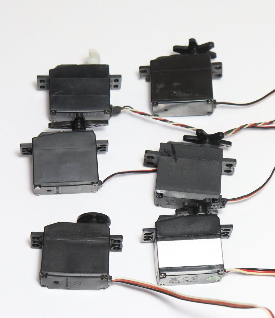 Modellismo RC: Standard Servo - 6 Stück – Usato da Frick venduto da volvo850driver 2