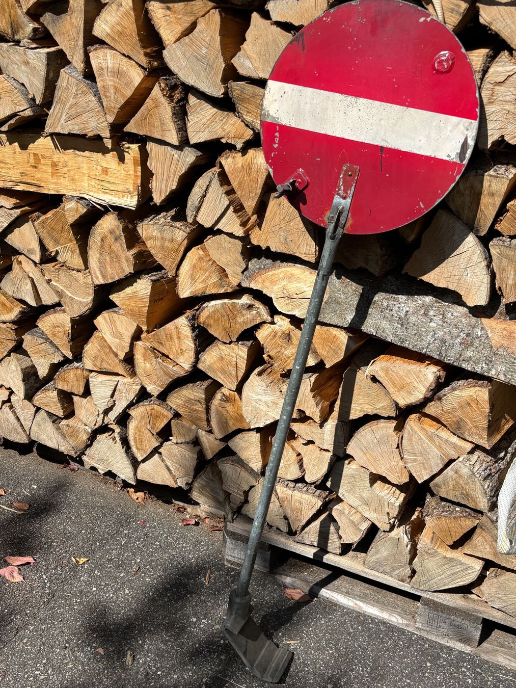 SBB/CFF/FFS Insegne: original SBB CFF Signal Schild Gleissperrtafel 140cm – Usato da THERWIL venduto da Fcbbasel 4