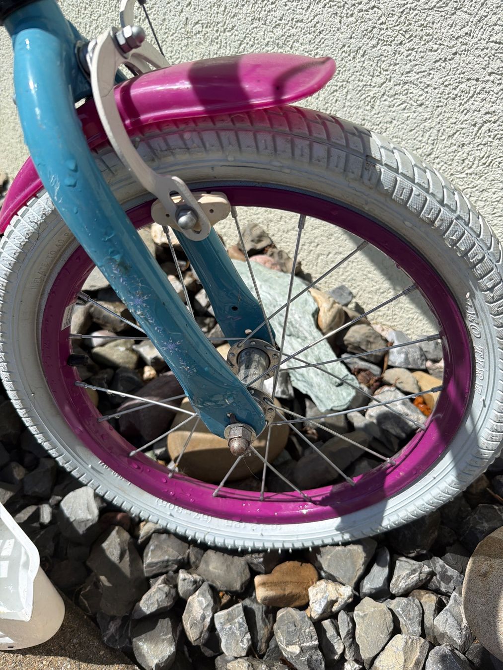 Velos: Kinderfahrradli "Die Eiskönigin" 12 Inch – Defekt aus Gunzwil von mhj_s88f 2