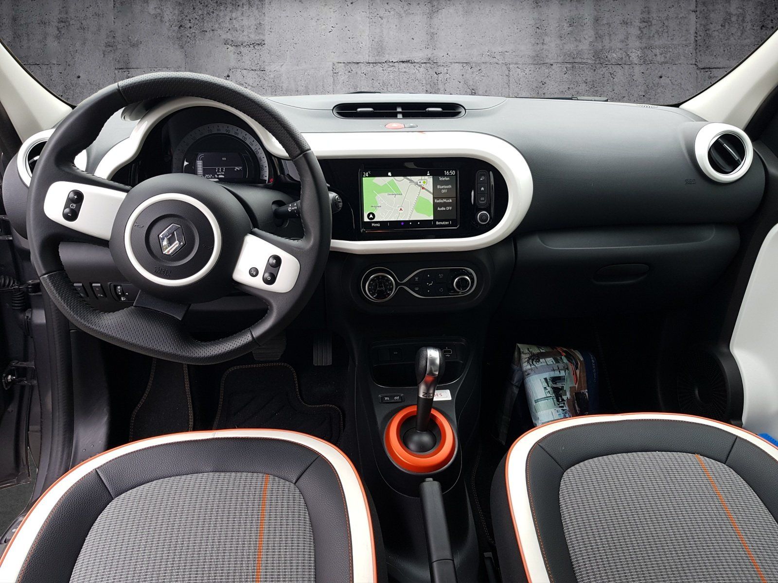 Renault Automobili: RENAULTTwingo Electric Vibes – Usato da Niederlenz venduto da haumar 6