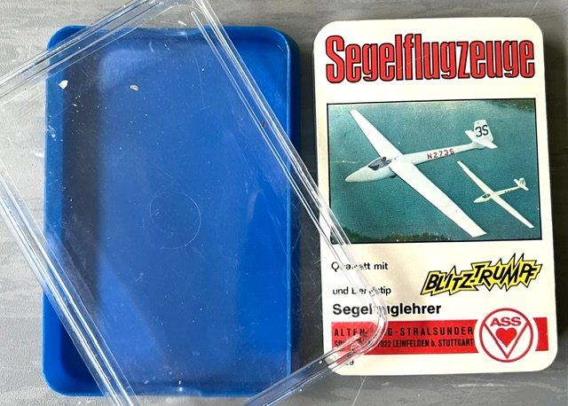 Giochi: Quartett Segelflugzeuge Nr. 3229 – Usato da Zürich venduto da gigimai67 1
