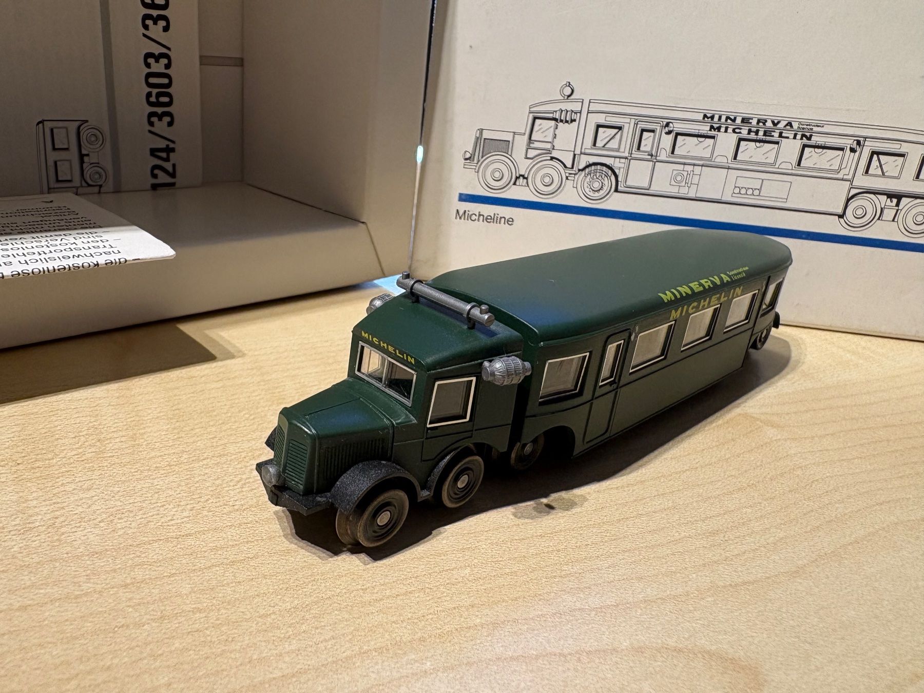 Märklin Modelleisenbahnen: Maerklin 3123 Micheline – Neu und originalverpackt aus Corcelles Payerne von Pierre66 1