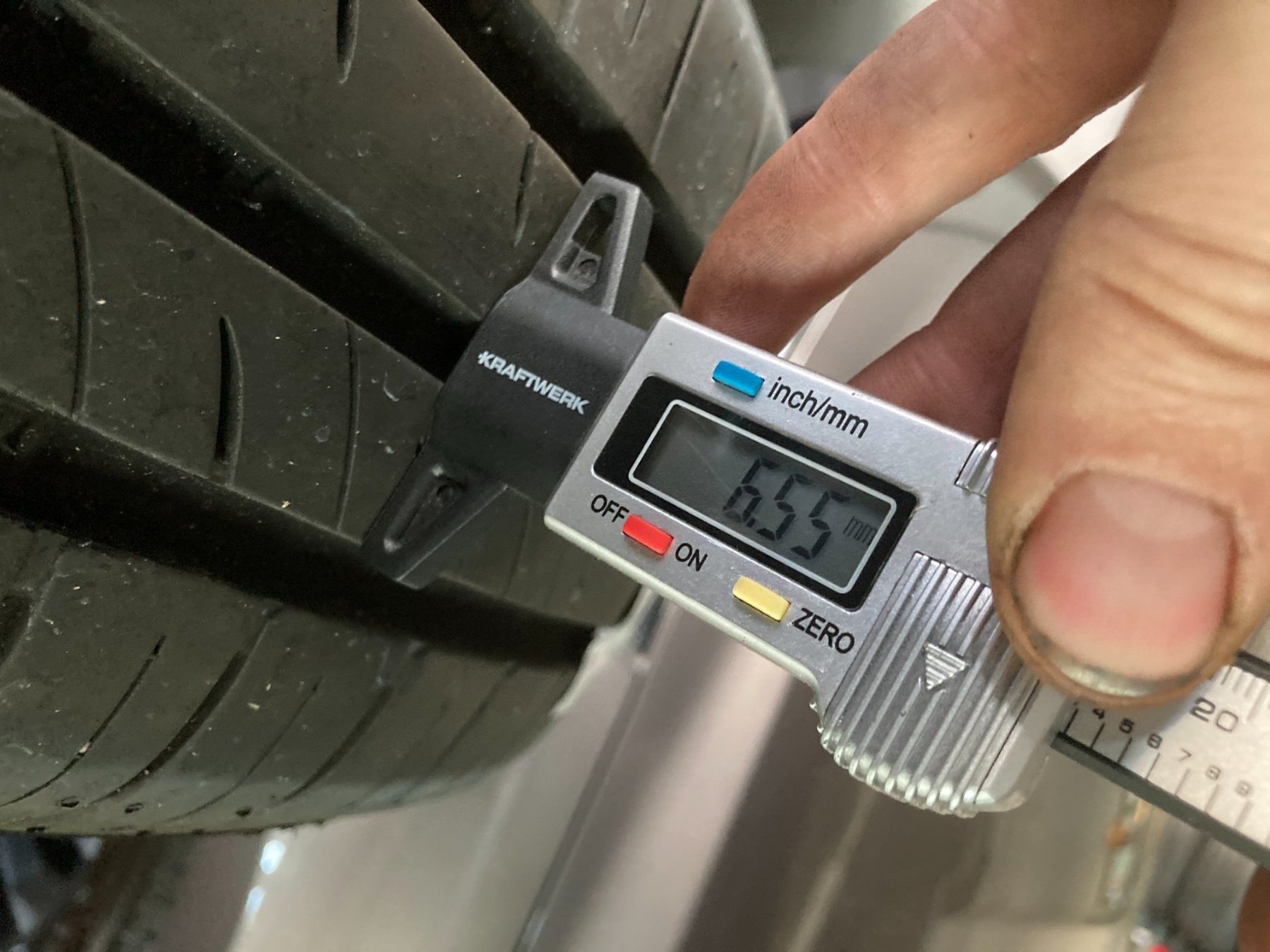 Pneus & Kompletträder: 185/65R15 Sommerpneu – Gebraucht aus Cham von Cham6332 5
