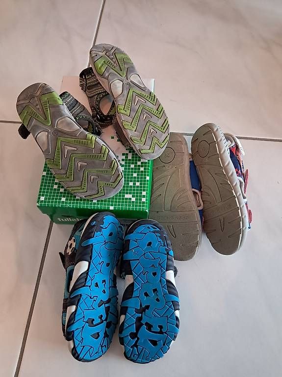 Scarpe per ragazzi: 3 Paar Sandalen Gr. 29 – Usato da Belp venduto da Verk976 3