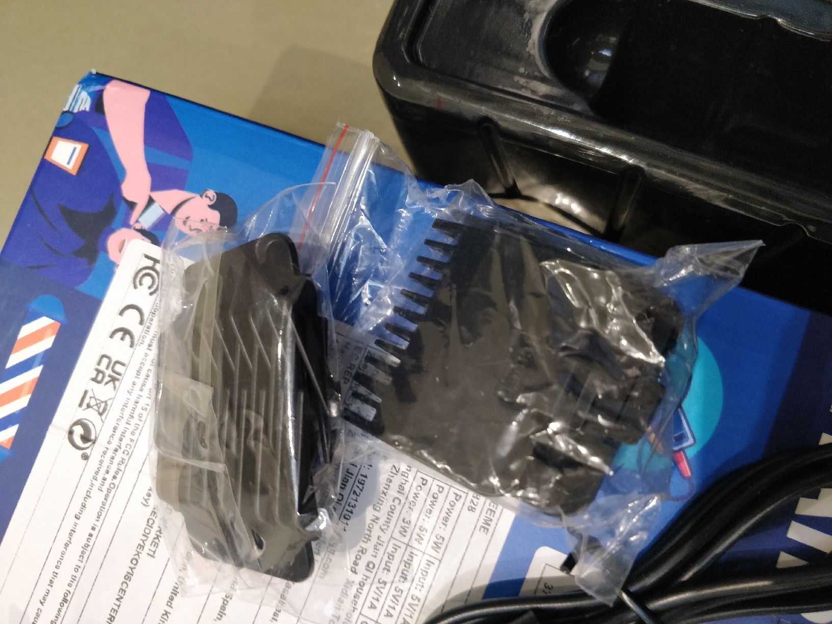 Schneiden: Haarschneider / Barttrimmer mit USB-C Ladeanschluss  – Gebraucht aus Flawil von rcnkr 7