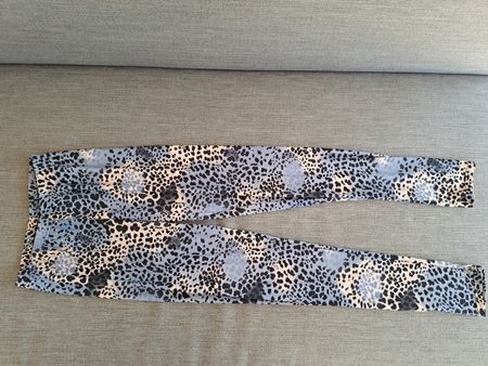Damen Leggings blau schwarz Tierfellmuster Grösse S/M