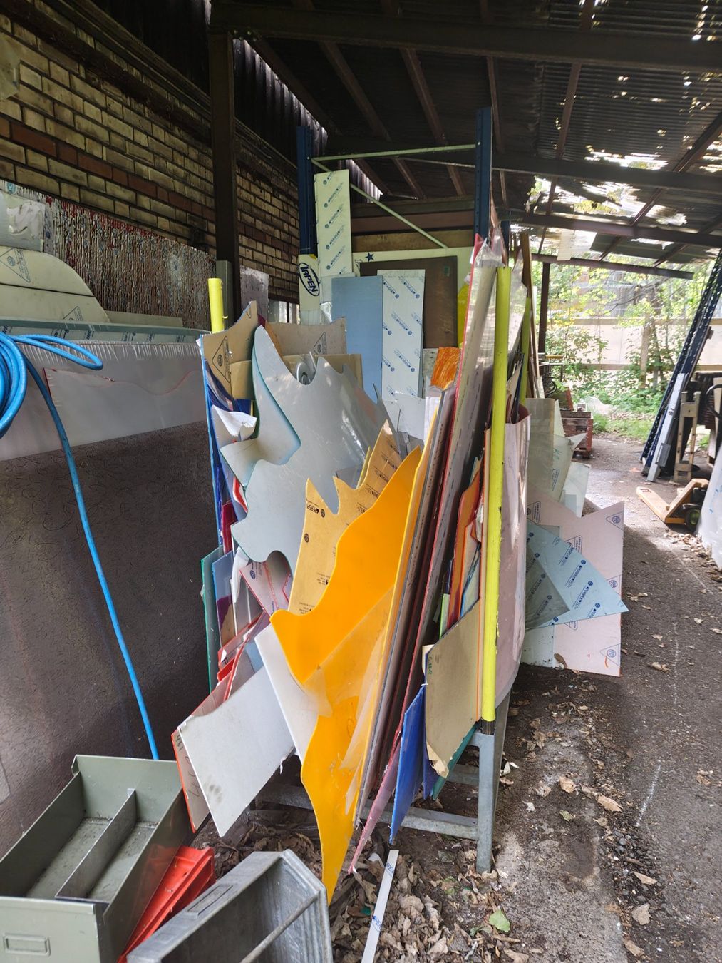 Piatti di portata: Plexiglas in vielen verschiedenen Farben – Usato da Zürich venduto da Gisraf 1