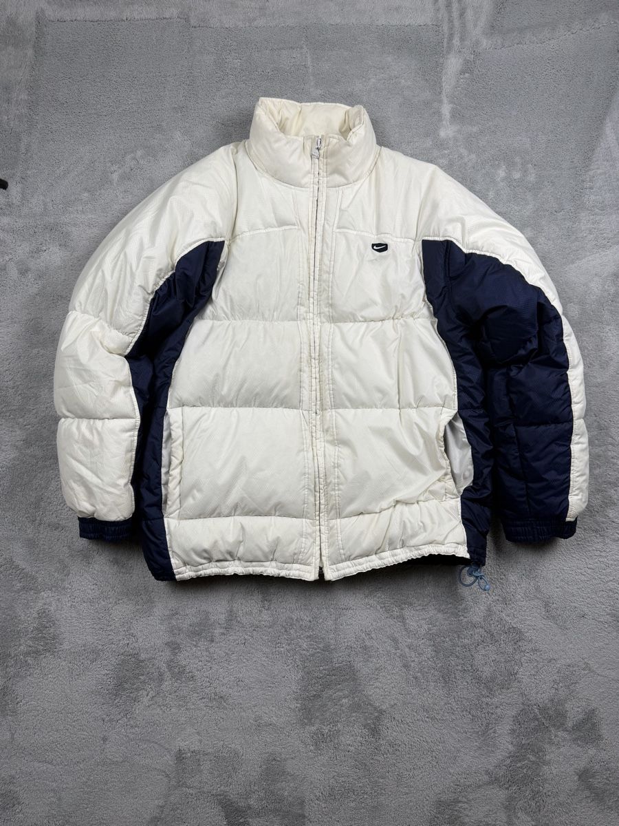Nike Jacken: Nike puffer jacket – Gebraucht aus Erlinsbach SO von TogaResell