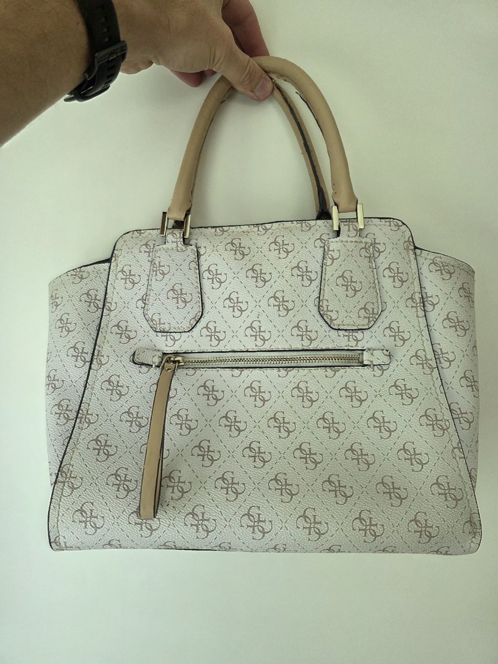 Guess Sacs femmes: Guess Handtasche  – D'occasion à Kriens par eldo1990 1