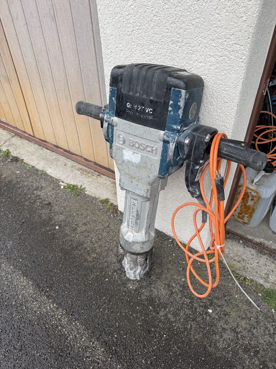 Bosch Tutti gli attrezzi: BOSCH Abbruchhammer GSH 27 VC – Usato da Oberentfelden venduto da lam_vj88