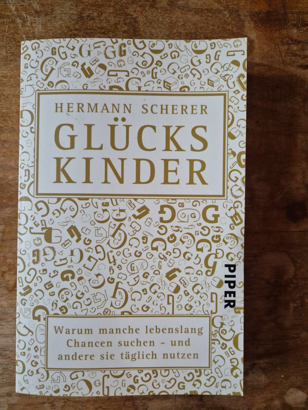 Libri: Buch Glückskinder von Hermann Scherer – Usato da Buchs SG venduto da MStBu