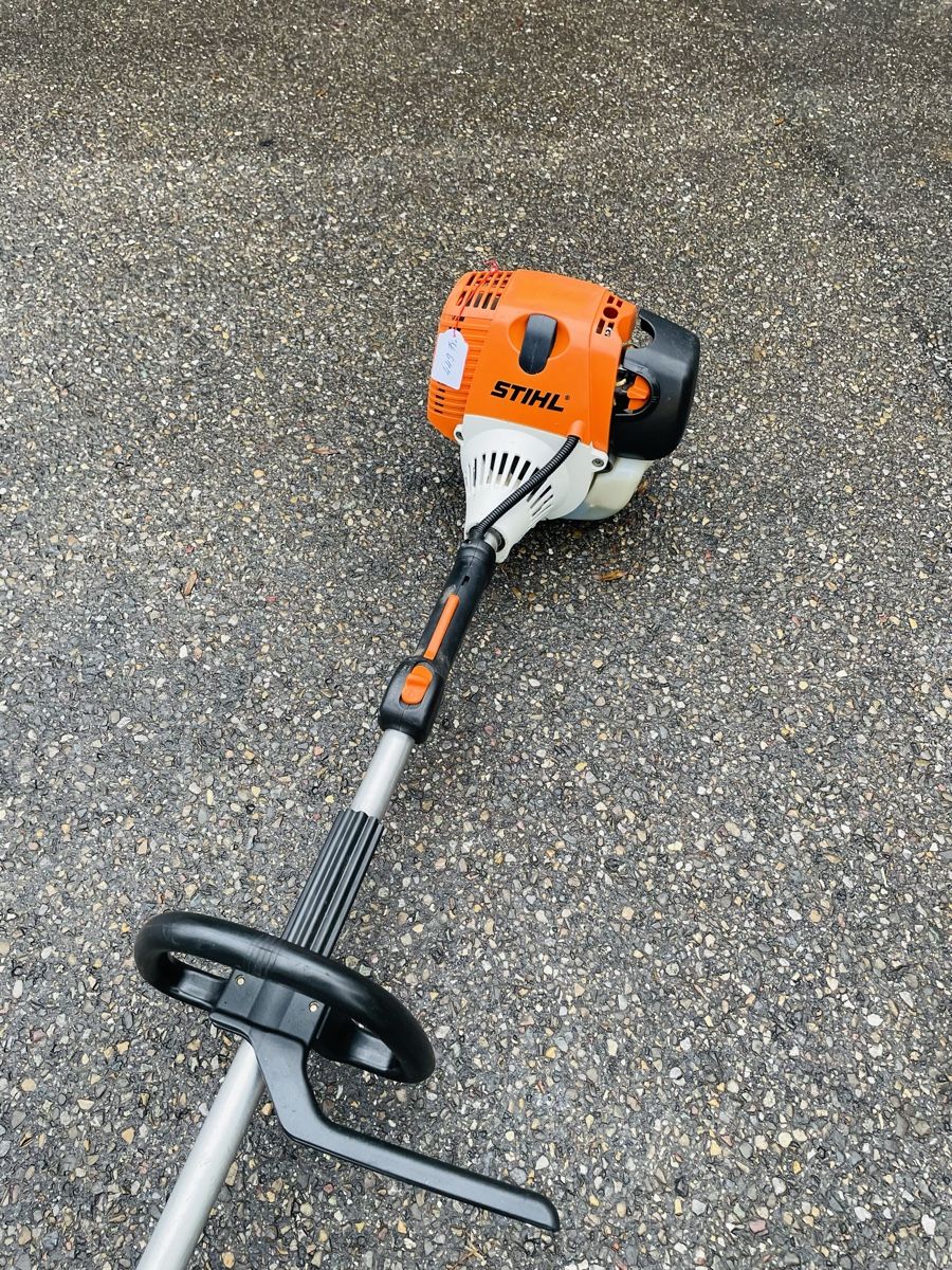 Stihl Tutti gli attrezzi: Rasentrimmer Stihl KM 130 – Usato da Würenlos venduto da Shop_Shop 1
