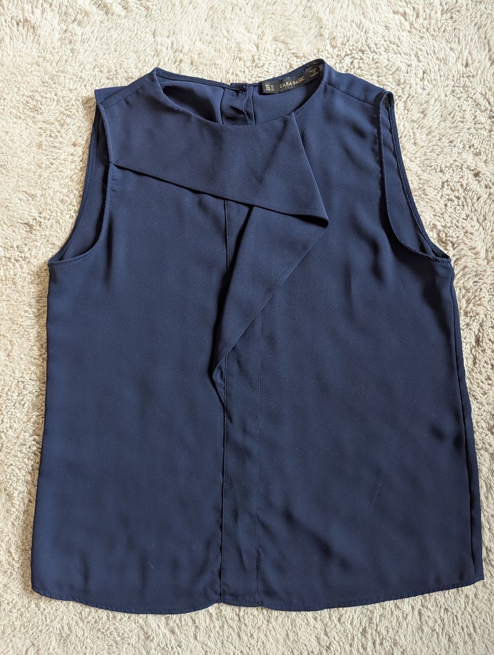 Zara Top: haut Zara M – Usato da Montreux venduto da dem_gyt9
