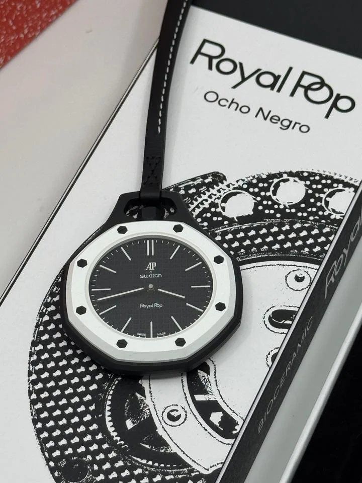 Swatch Uhren: Swatch x AP Ocho Negro – Neu und originalverpackt aus Thun von jbr_7ws5