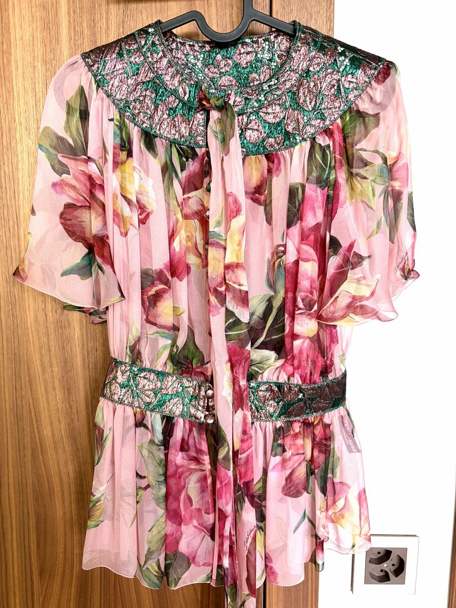 Dolce & Gabbana Camicette: Dolce & Gabbana Silk top IT 36 – Nuovo (secondo la descrizione) da Cologny venduto da sab_xh7v