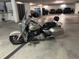 Harley Davidson FLHR Road King 