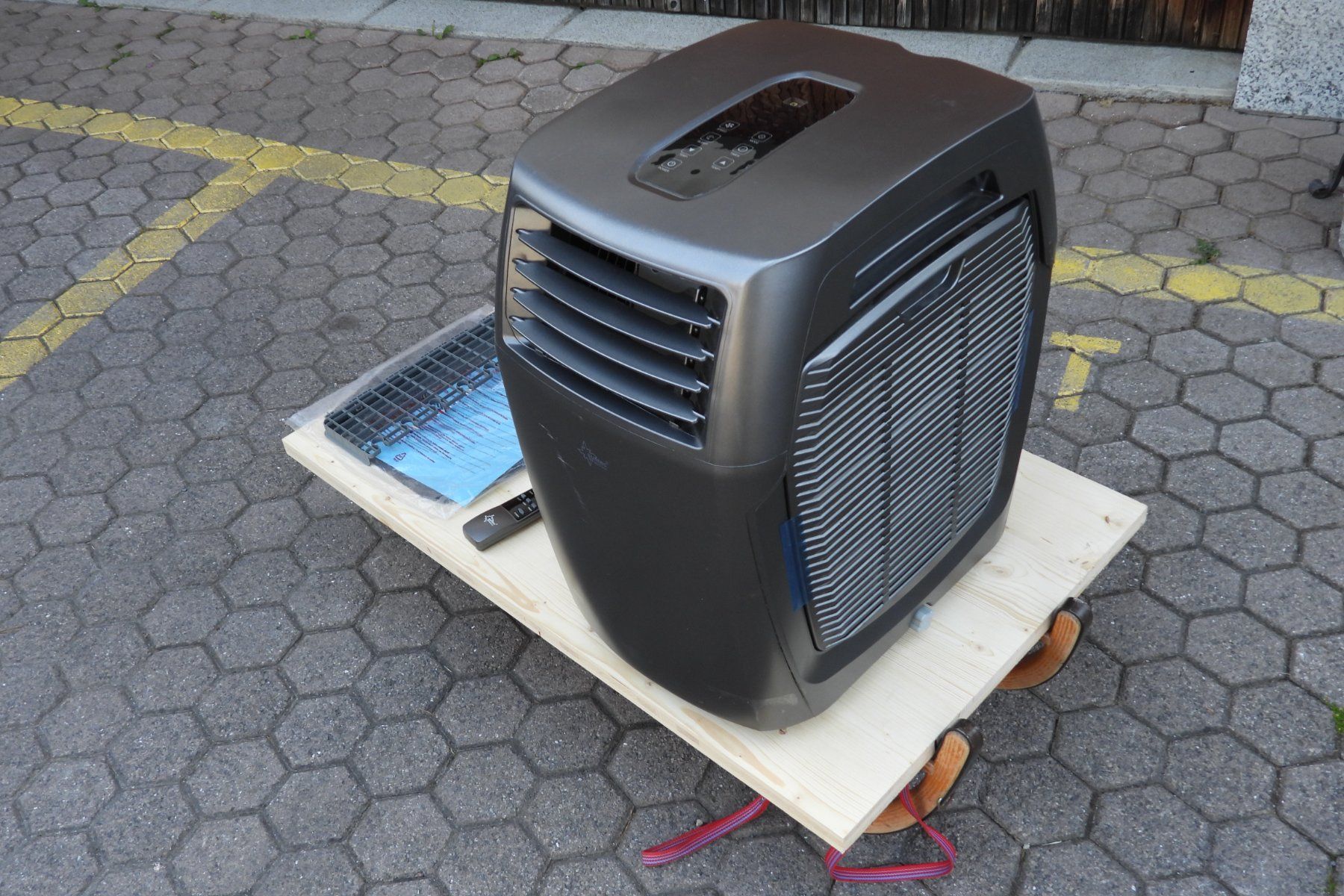 Climatiseurs: Klimagerät zu verkaufen – D'occasion à Davos Dorf par Slfstiffler