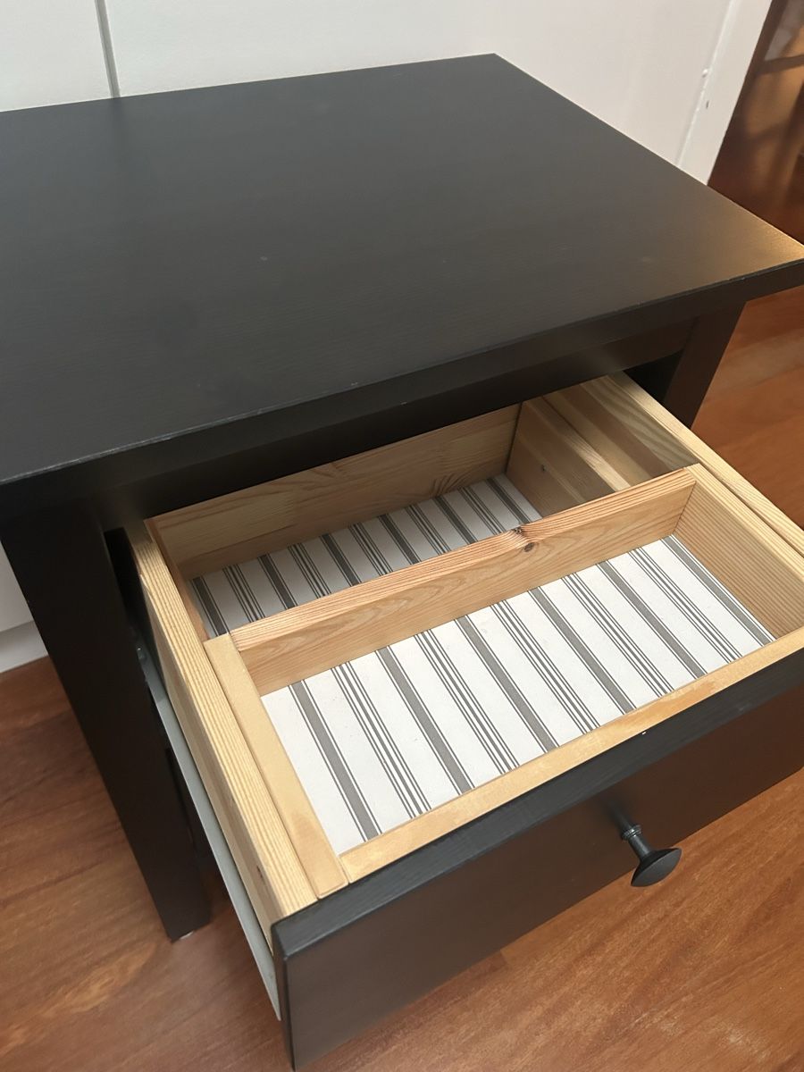 Ikea Comodini: HEMNES Kommode mit 2 Schubladen | Schwarz  – Usato da Rotkreuz venduto da Kircholm1605 4