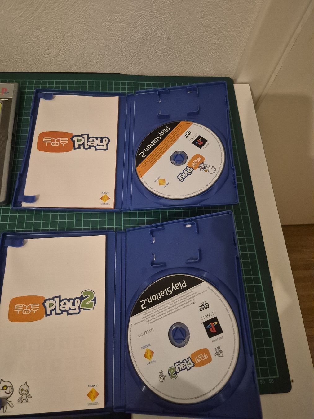 Sony Giochi: PlayStation 2 EyeToy Games Bundle - Fun for Everyone!  – Usato da Meyrin venduto da Retro-GZ 1