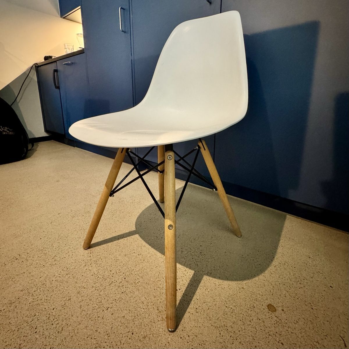 Sedie: EAMES/VITRA Replika Design Stuhl - Top Zustand! – Usato da Zürich venduto da VZN 1