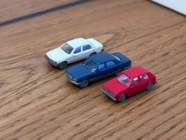 M0889: 3 verschiedene Personenwagen (Spur N)