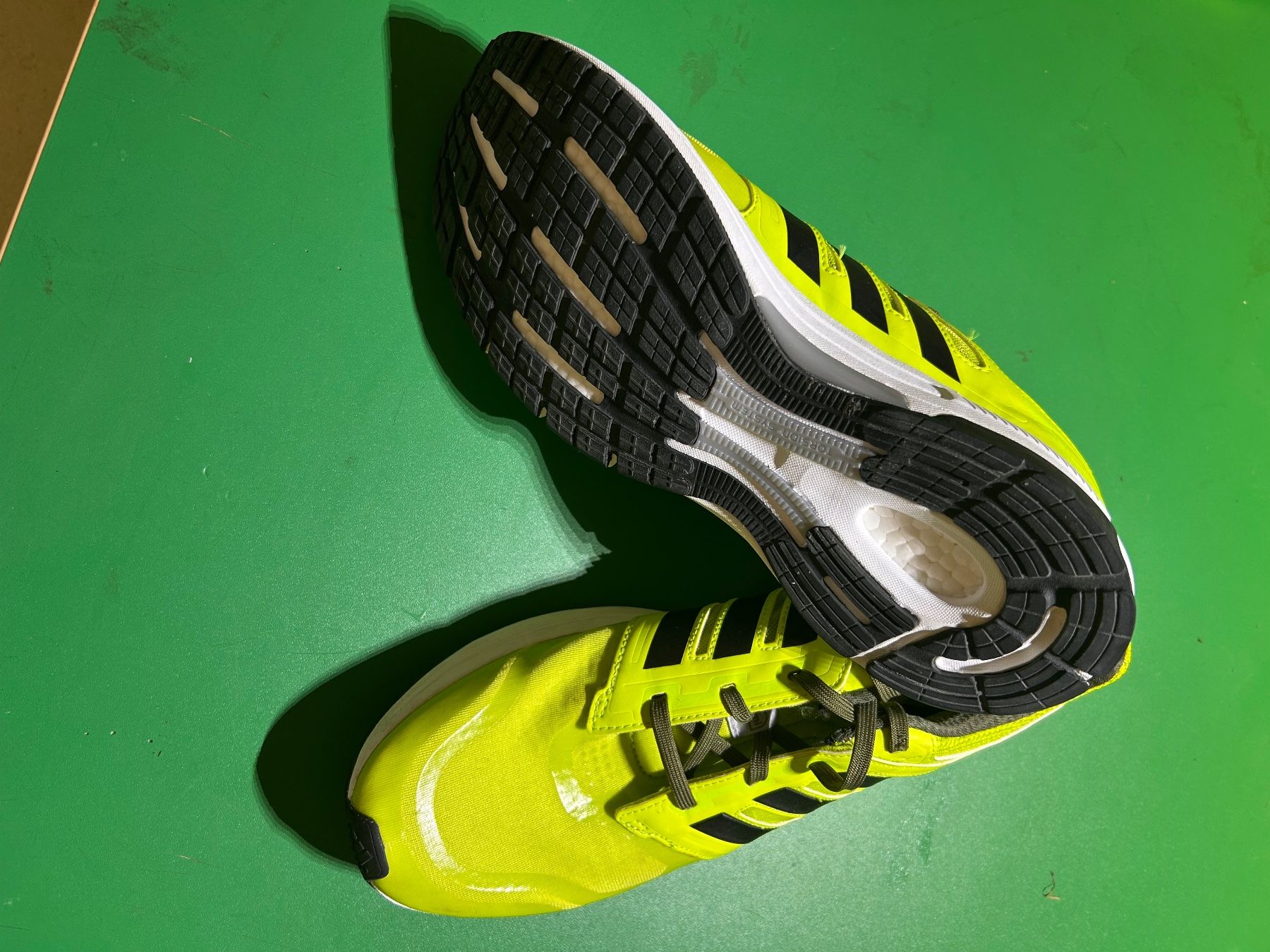Adidas Scarpe da uomo: Adidas Hallenschuh 45 – Usato da Volketswil venduto da Leng0 1