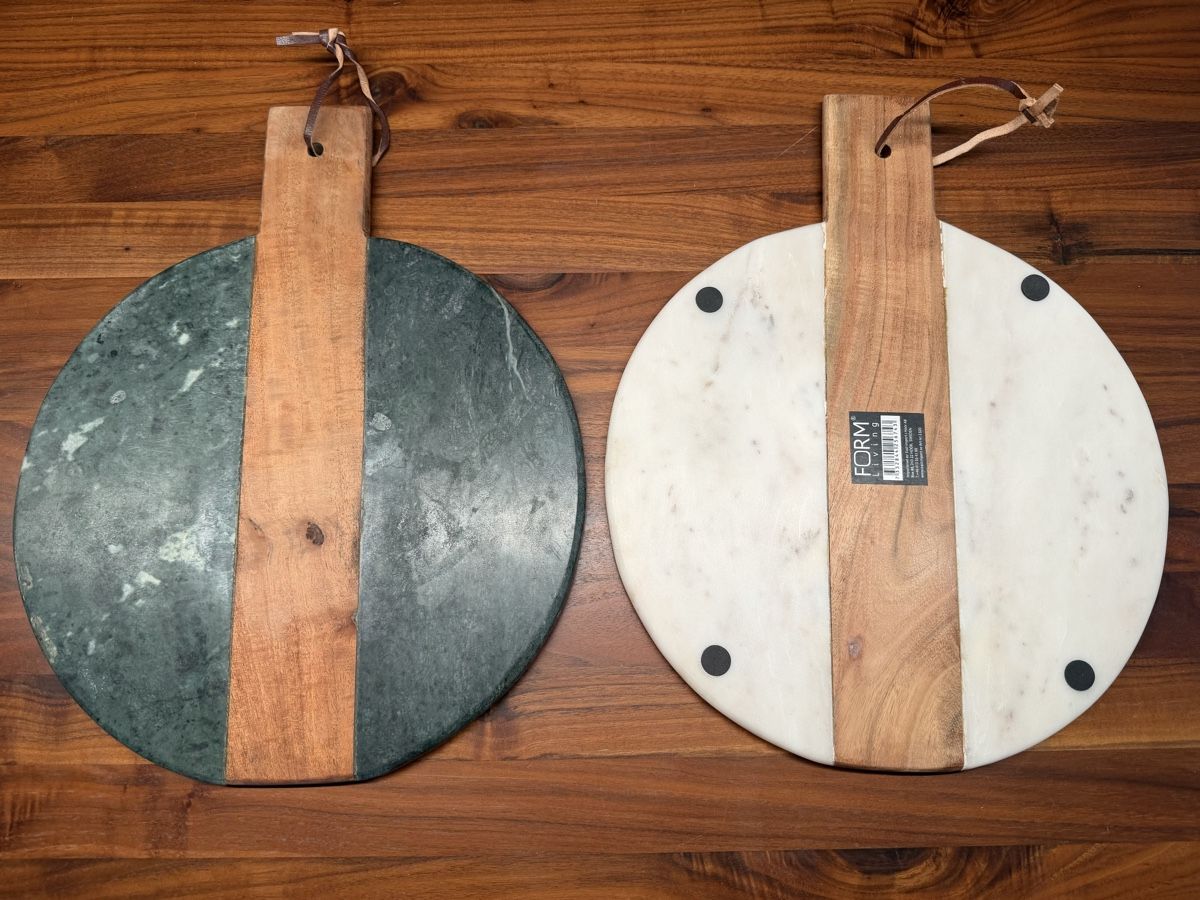 Piatti di portata: Marmor Schmeidebrett / Platte , 2er Set, ca 30cm Durchmesser – Nuovo (secondo la descrizione) da Dübendorf venduto da mimamedusa 1