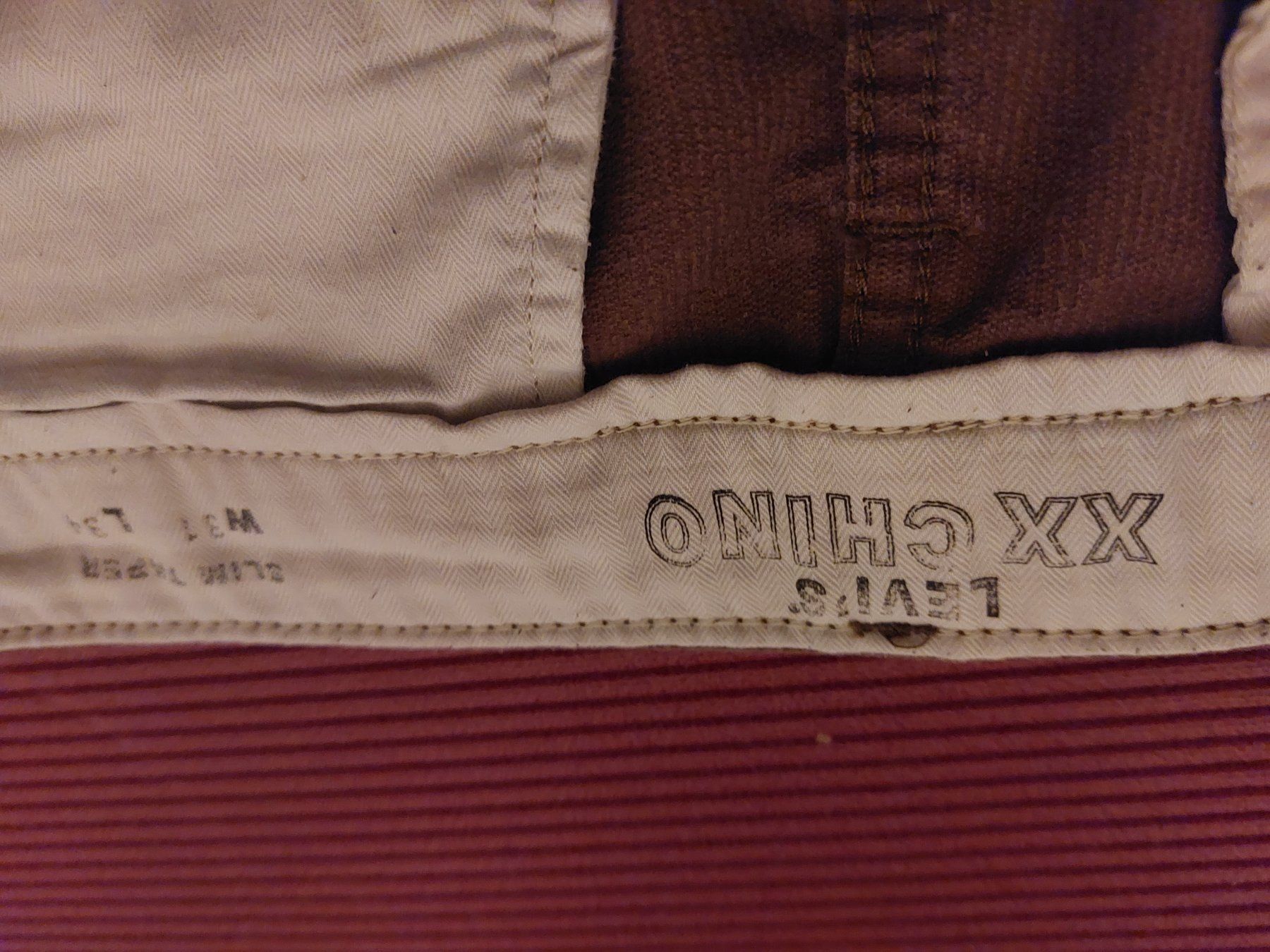 Hosen: Levi's Chino Corduroy 31/34 – Gebraucht aus Biel-Benken BL von TackleDealer 2