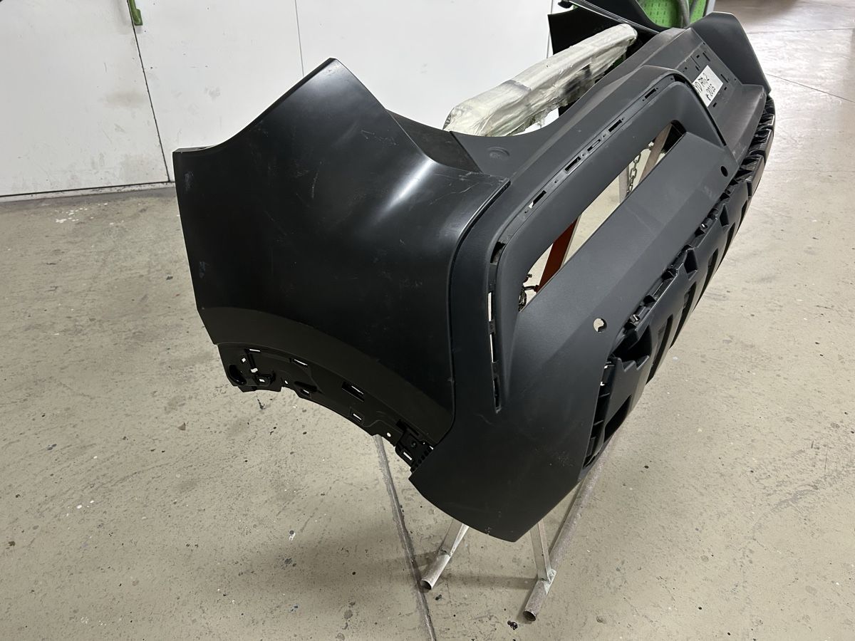Alle Autoersatzteile: BYD  Atto2 Stosstange hinten – Gebraucht aus Bellach von amc1 1