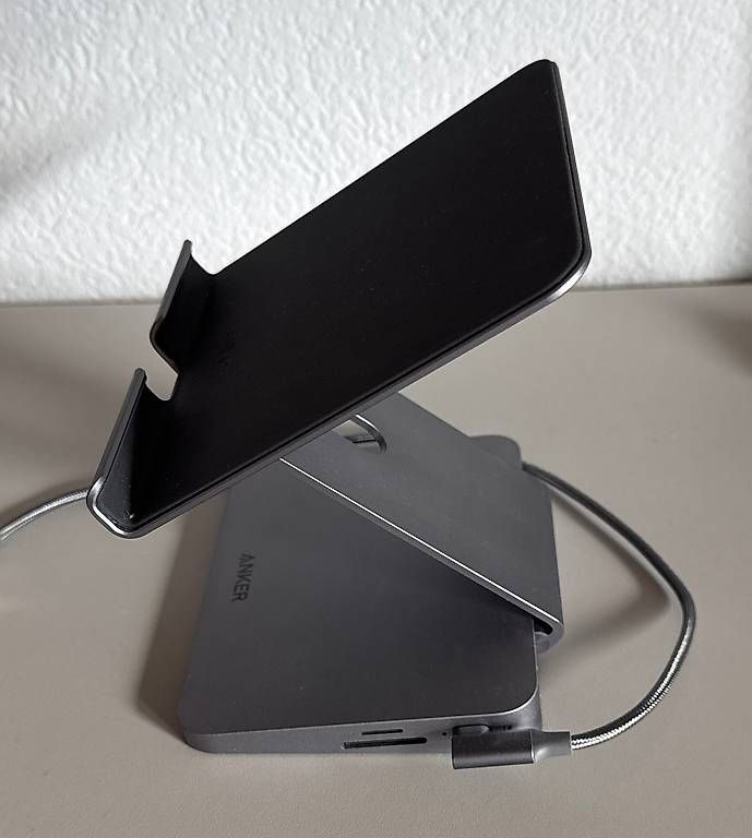 Sonstige Dekorationen & Accessoires: iPad Ständer – Gebraucht aus Ebikon von Bubich 4