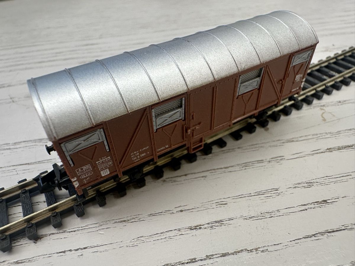 Lima Modellini di ferrovie: Lima DB Güterwagen – Usato da Lupsingen venduto da New-Haven
