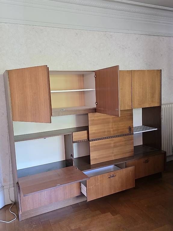 Armadi: Armoire année 70 – Usato da Coppet venduto da adu_bk8n 1