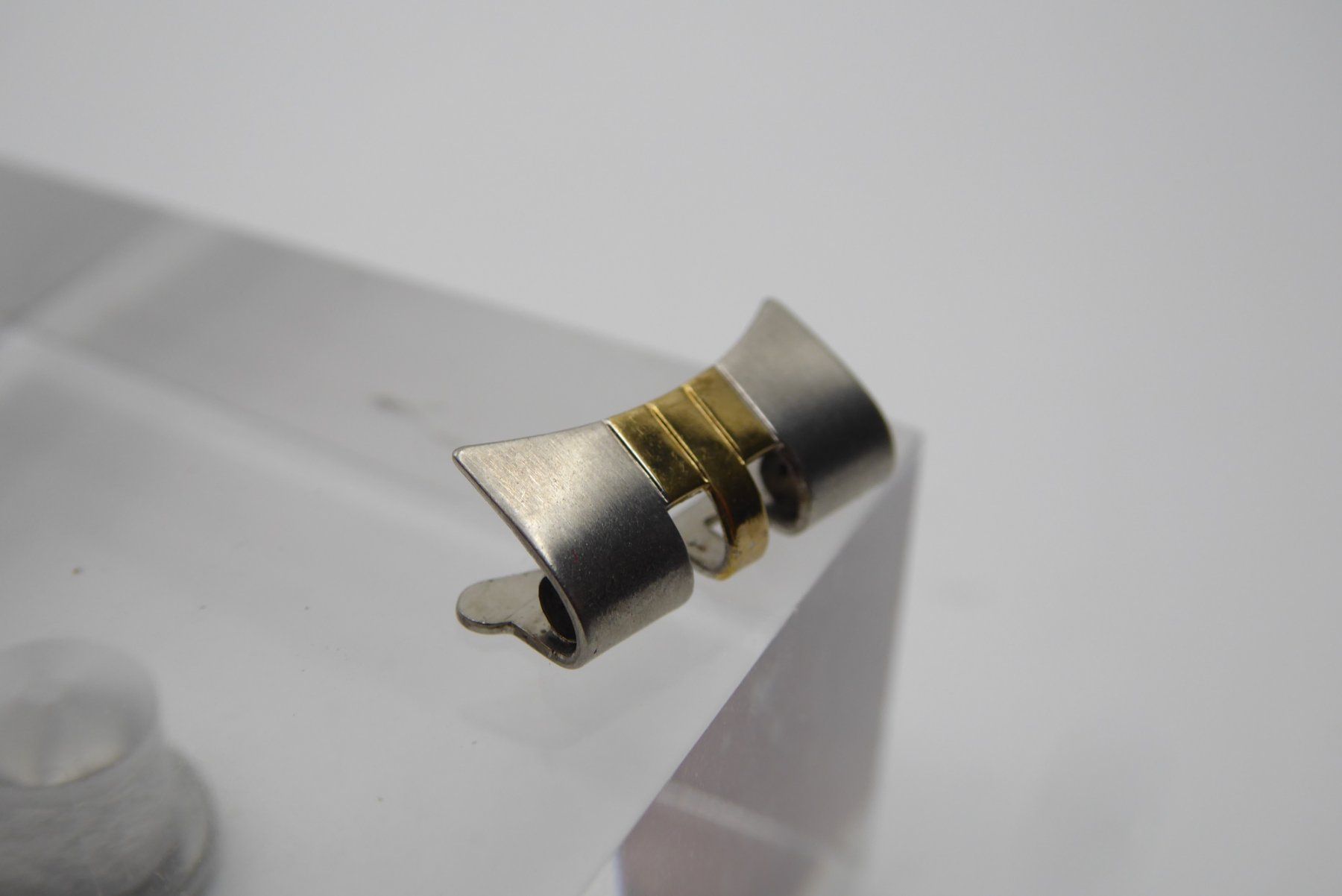 Rolex Orologi: Rolex/Tudor end link two tone 595, 13mm – Usato da Geneve venduto da adr_xk6n 2