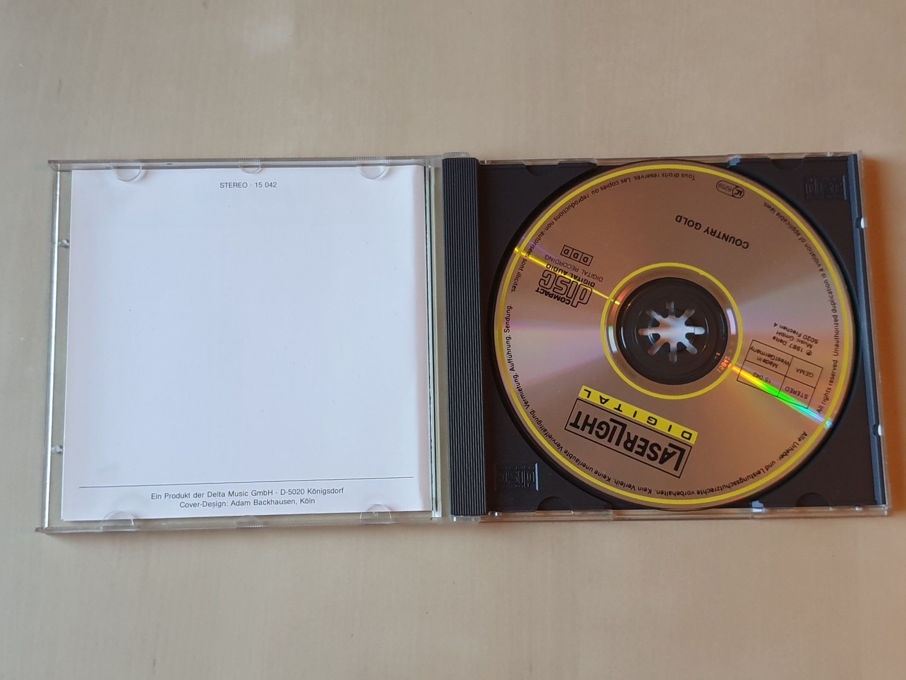 CD: Country Gold – Usato da Stansstad venduto da collectorsshop 2