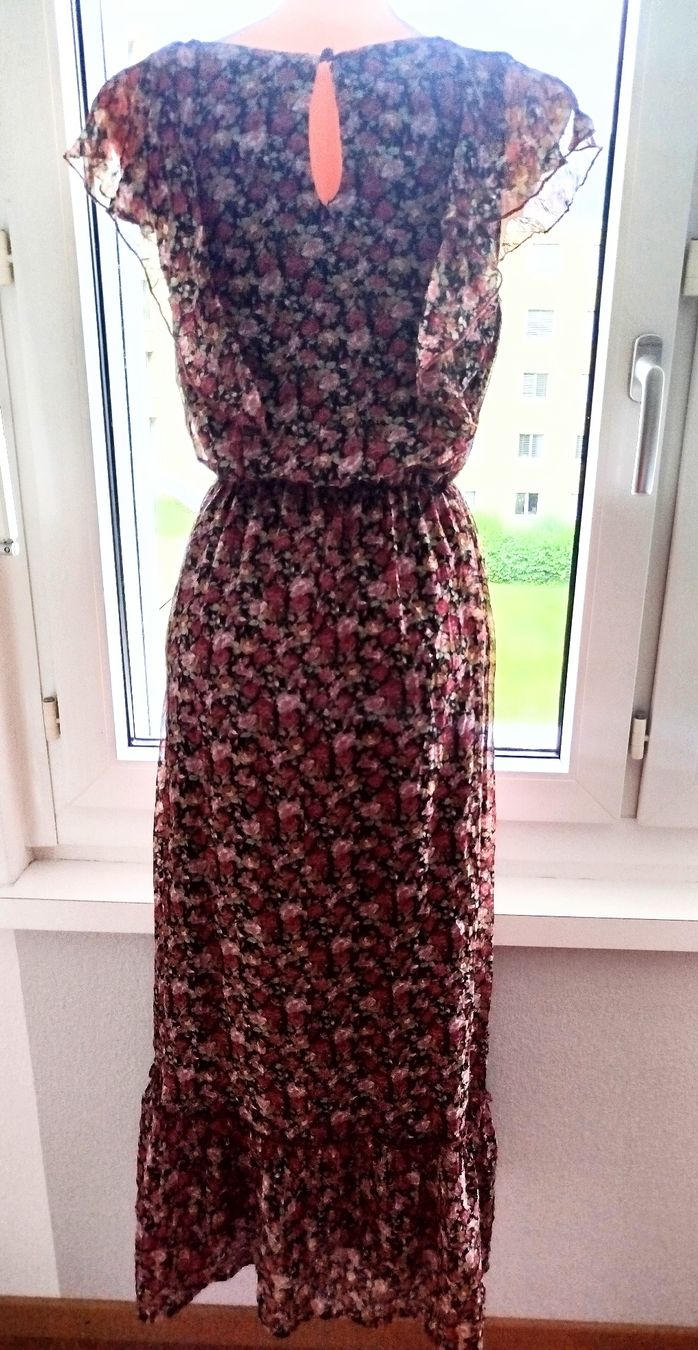 Kleider: Sommerkleid mit Blumen, Größe S – Gebraucht aus Wauwil von Sanczeza 2