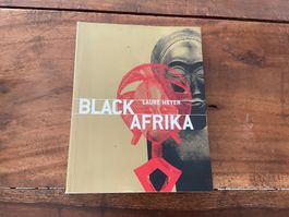 Black Afrika de Laure Meyer, Masques et Sculptures !
