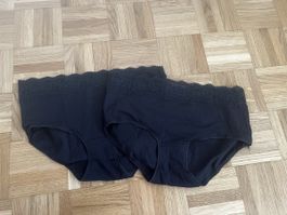2 Damen Unterhosen Grösse S schwarz Spitze neuwertig