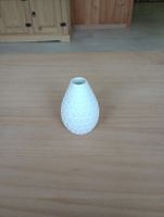 Elegante, weisse Blumenvase