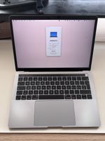 MacBook Pro 13" (2019, Two Thunderbolt 3 Ports)
