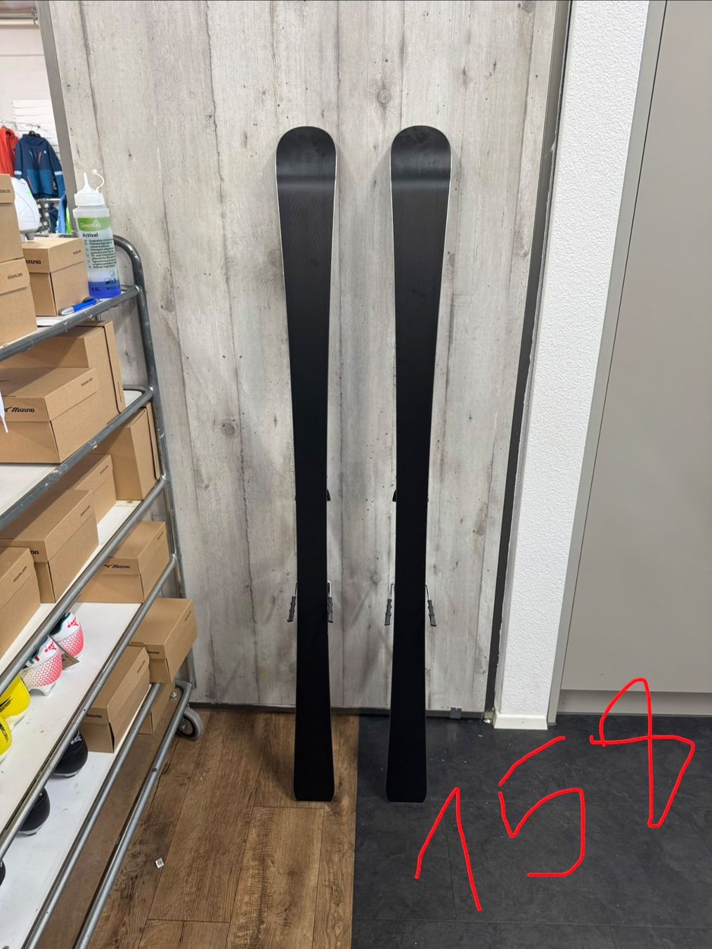 Zai Sci: ZAI Disruptor Black 158 cm inkl. Systembindung – Usato da Sursee venduto da rap_6ztg 4