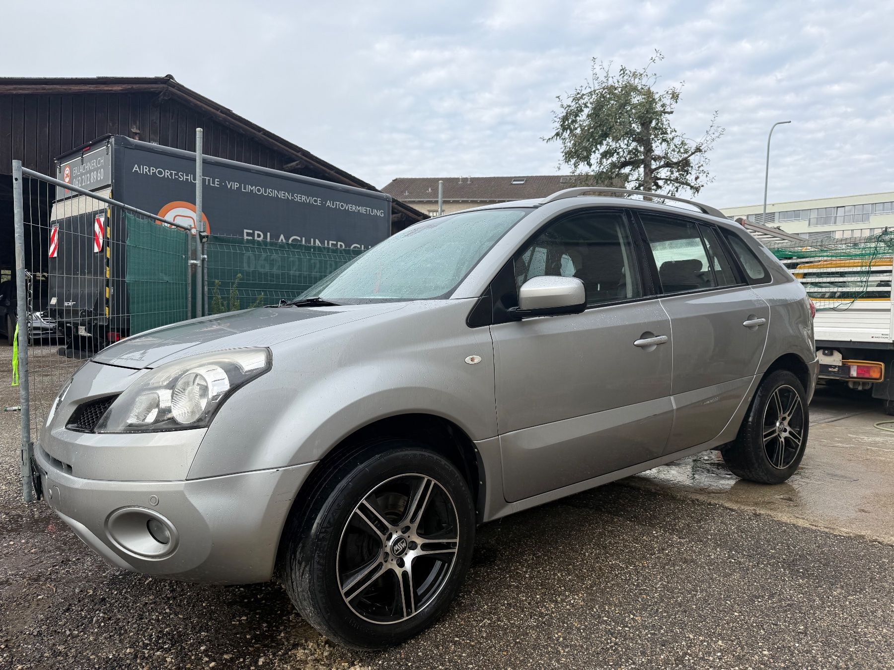 Renault Autos: Renault Kaleos mit MFK 4x4 – Gebraucht aus Aarburg von Ricardoabverkauf