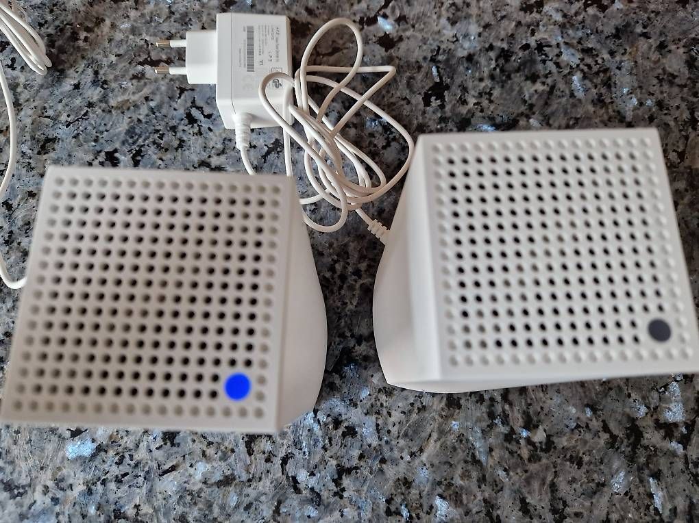 Modems & Routeurs: Linksys Velop Dual Band - 2er-Set – D'occasion à Basel par storchenricardo 2