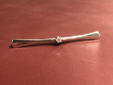 Krawattennadel mit Diamant aus Weissgold 18 Karat Au 750