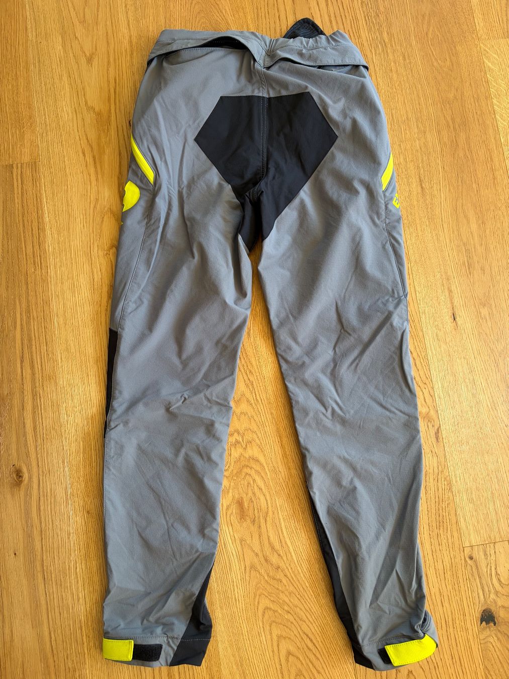 Engelbert Strauss Hosen: ENGELBERT STRAUSS HOSE 158/164 – Gebraucht aus Wattwil von jopara 1