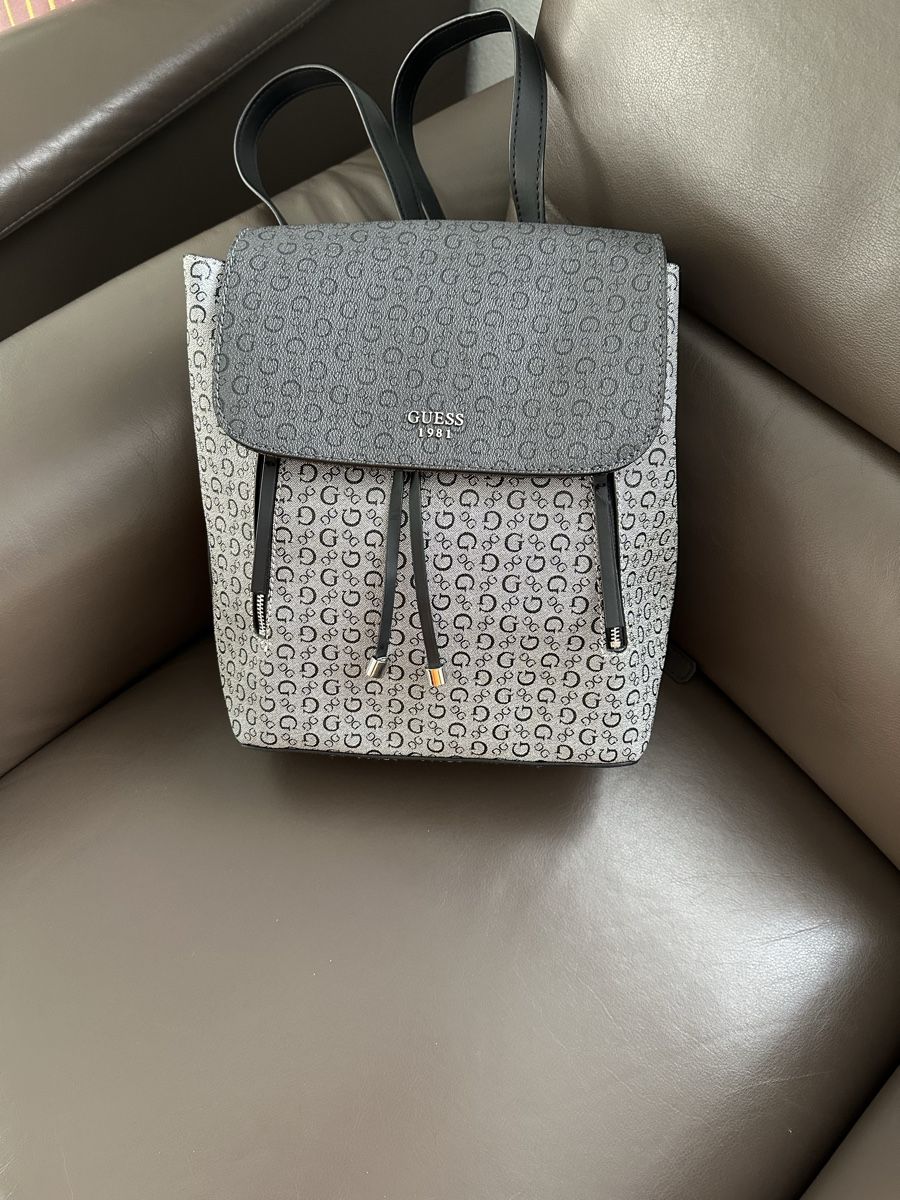 Guess Rucksäcke: Guess Rucksack Neu – Neu (gemäss Beschreibung) aus Horw von slavi77 4