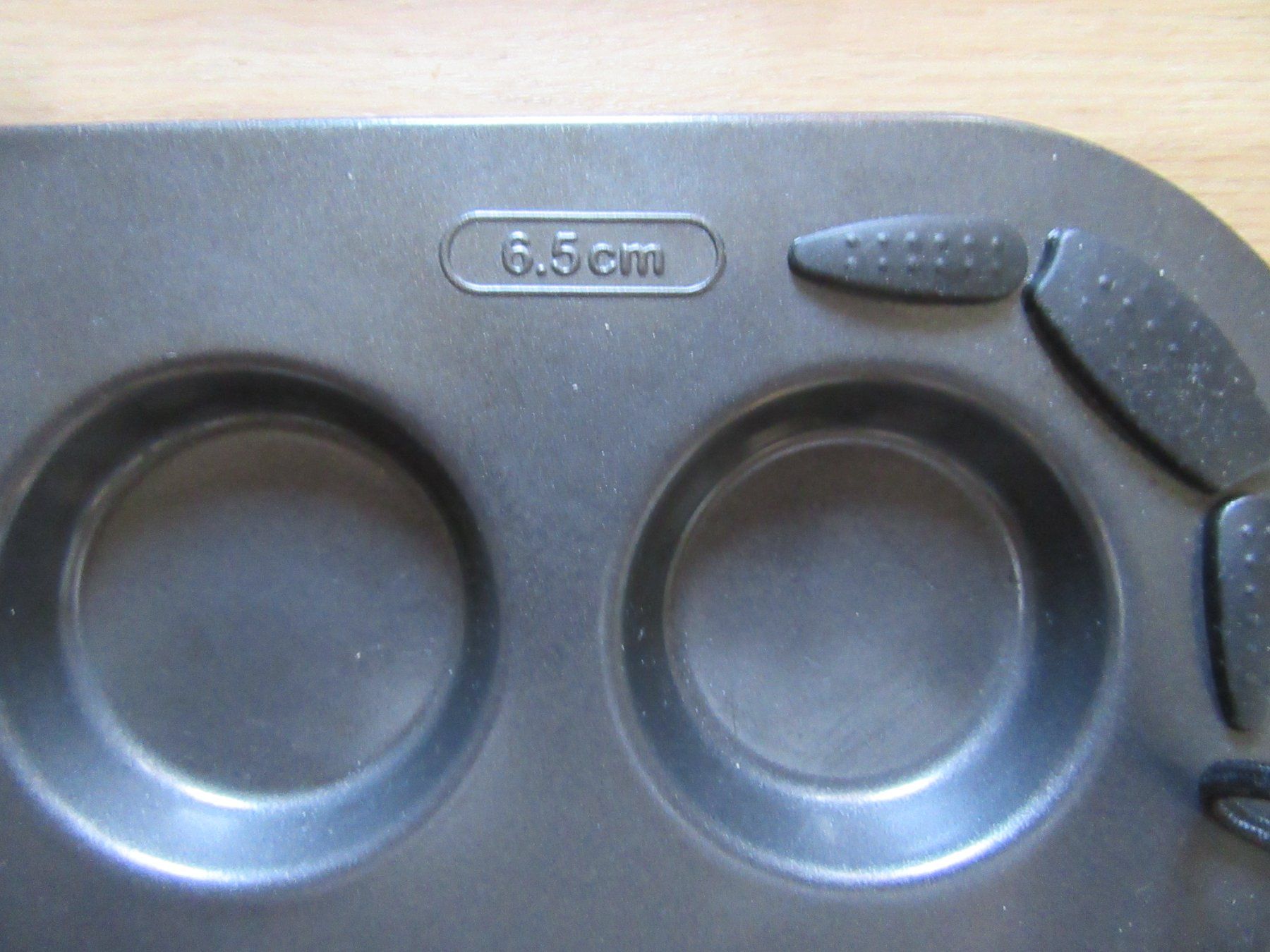 Pyrex Backformen: Moule à muffins Muffin Backblech – Gebraucht aus Porrentruy von Jvallat 2