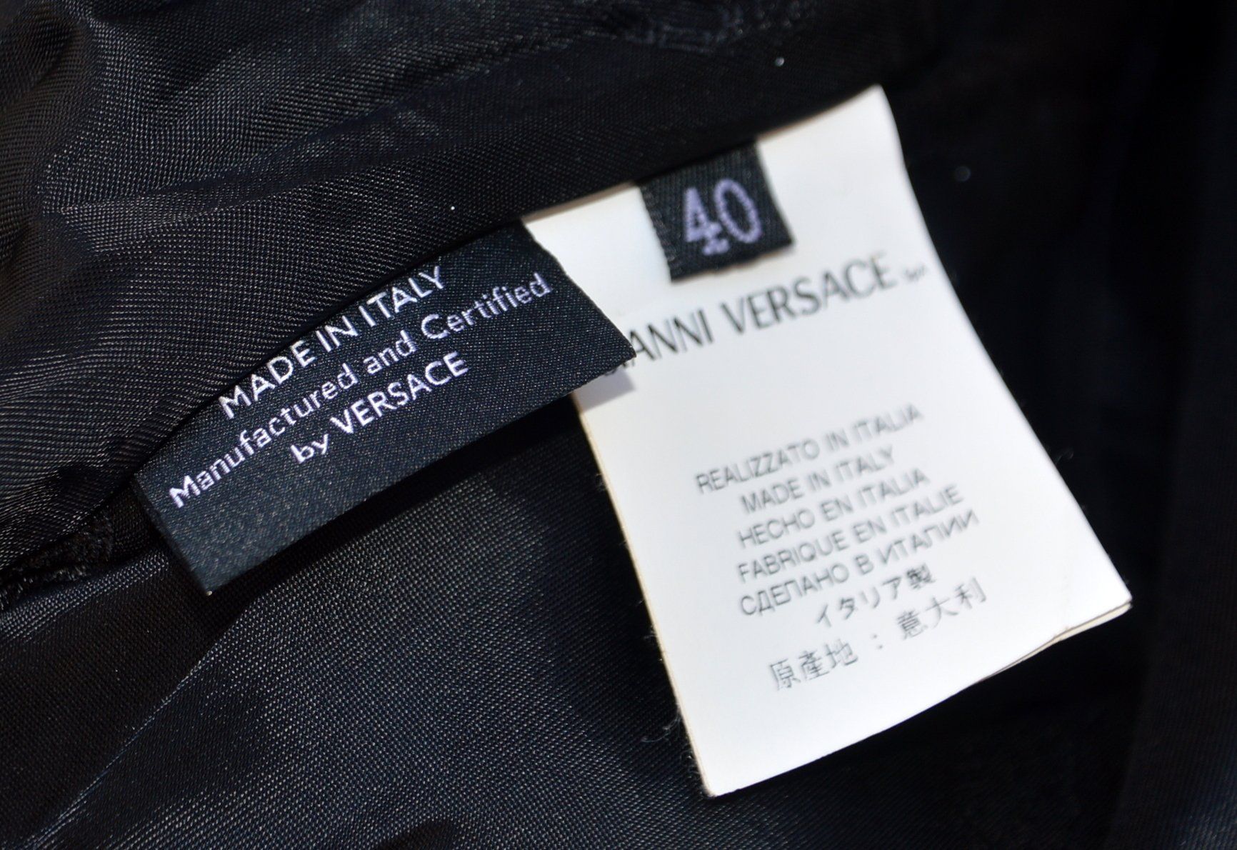 Versace Vestiti: Versace Kleid / robe .40 – Usato da Collonges venduto da arashee 5